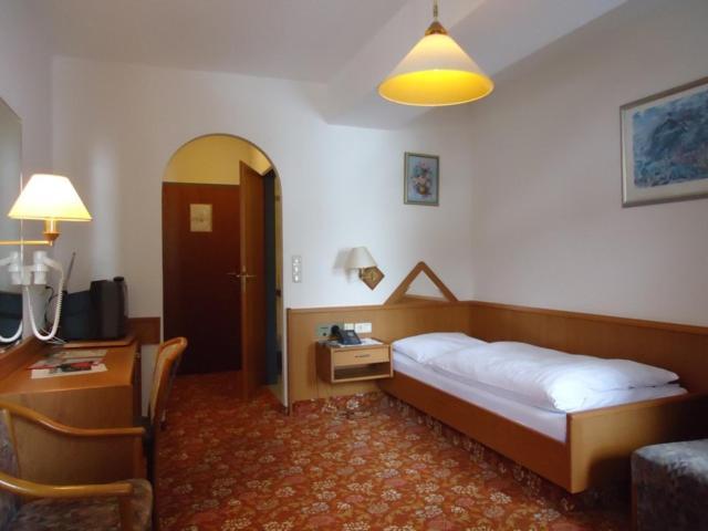 Hotel Post Laaben Habitación foto